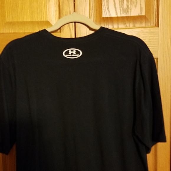Under Armor T-shirt Size L - Picture 3 of 4